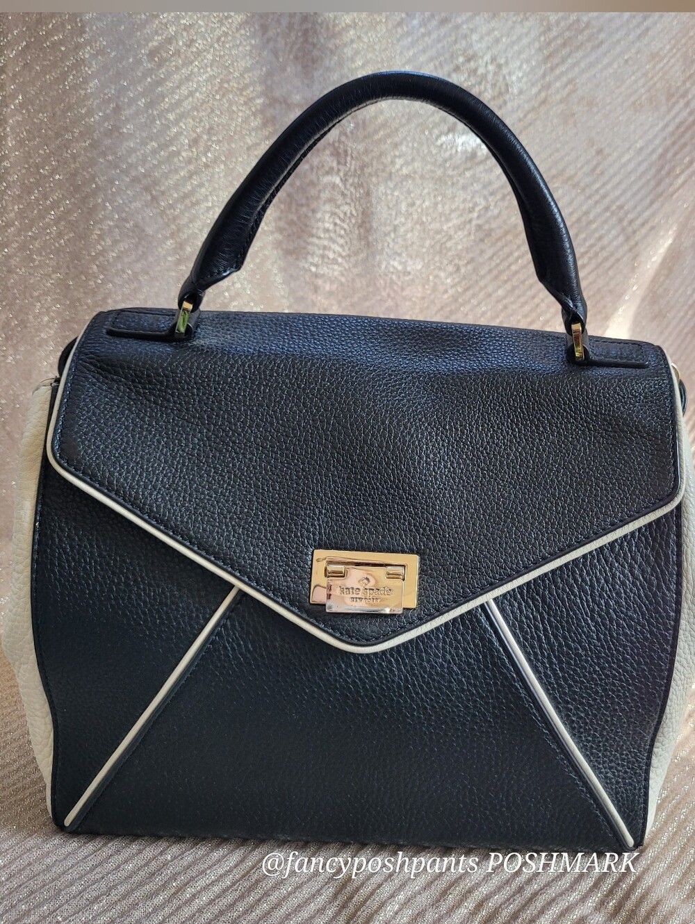 kate spade leather 14K plated hardware Wesley Laurel envelope bag purse roomy
